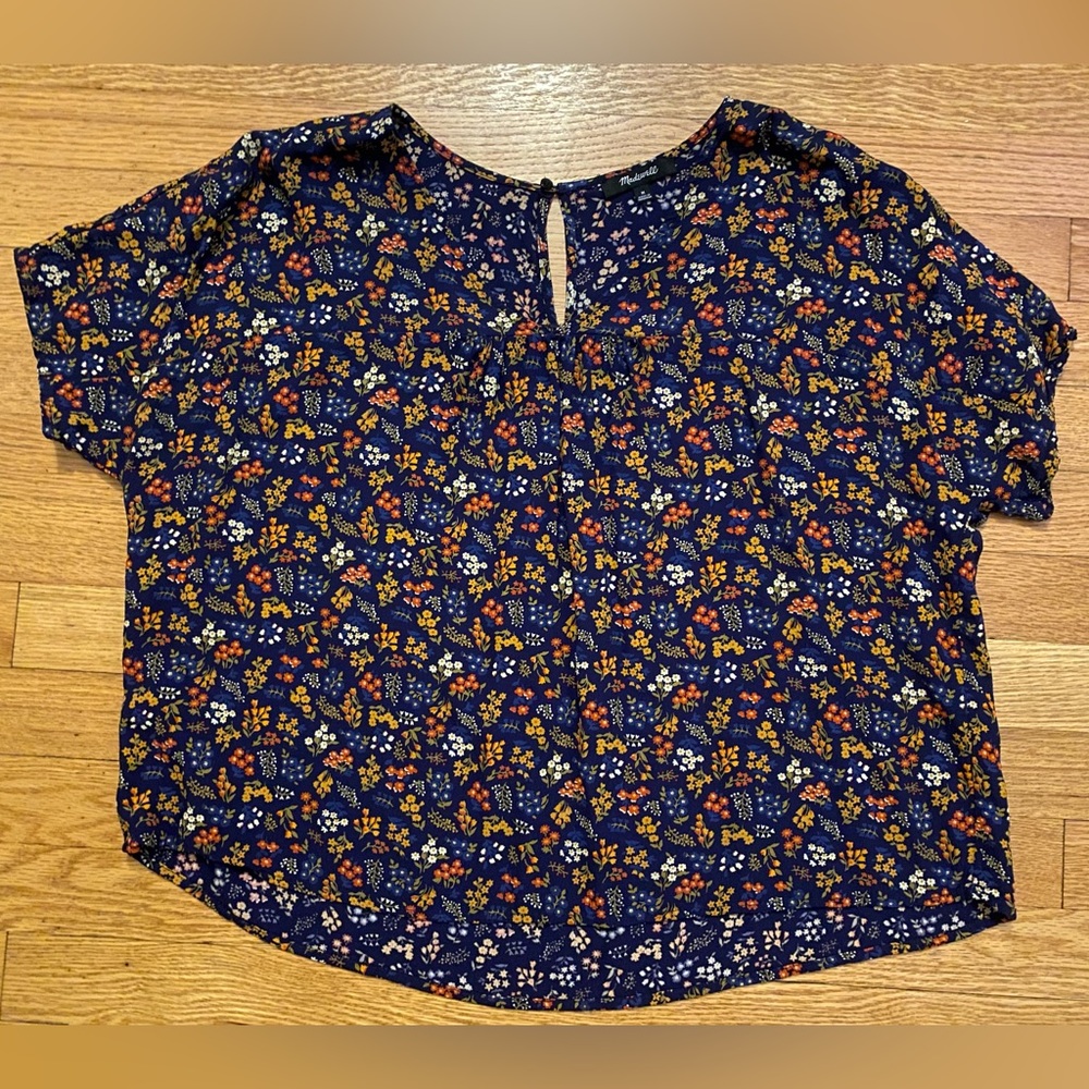 Madewell blue floral short sleeve top